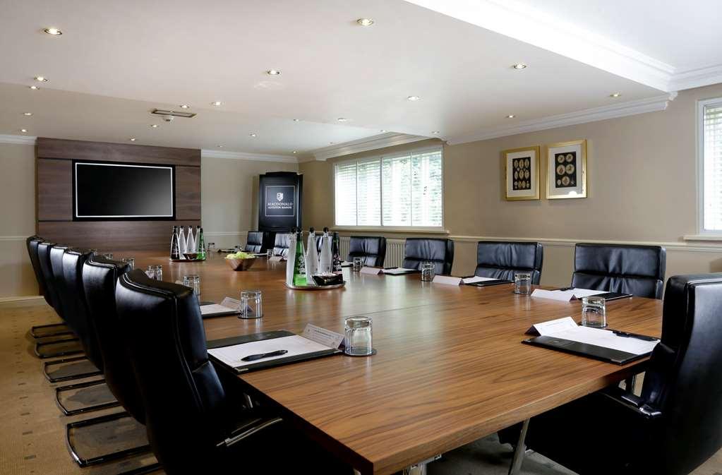 Macdonald Alveston Manor Hotel & Spa Stratford-upon-Avon Zařízení fotografie