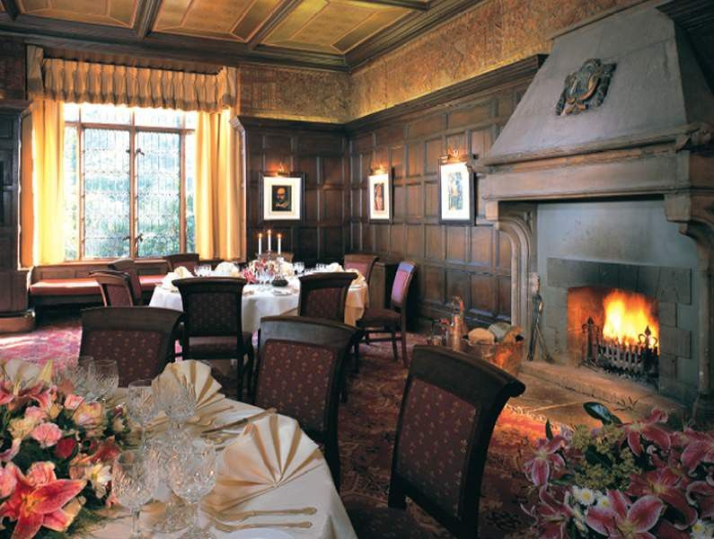 Macdonald Alveston Manor Hotel & Spa Stratford-upon-Avon Restaurace fotografie